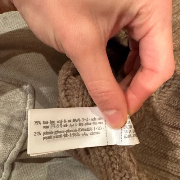 NWOT Zara wool blend high neck vest - Picture 9 of 9